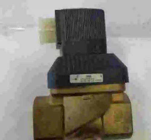 1. Válvula BURKERT 6213A