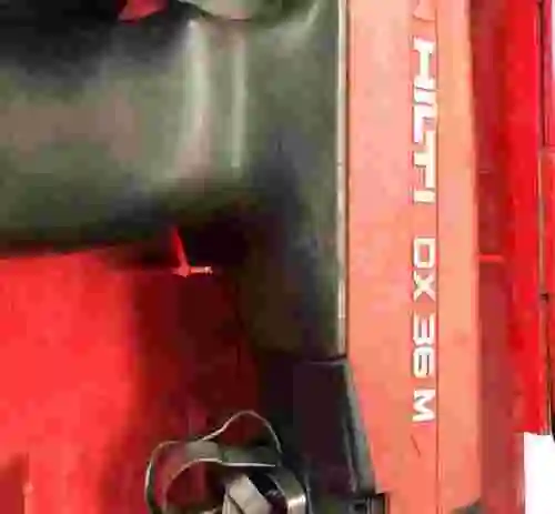 4. Pistola de clavos Hilti DX 36 M