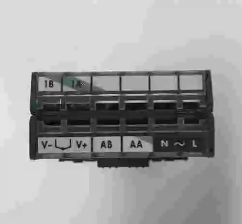 3. EUROTHERM 2132i REGULADOR DE TEMPERATURA