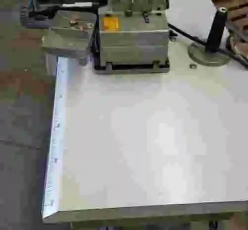 2. Maquina de coser DURKOPP ADLER DIANA 563-16971-01