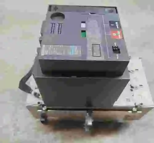 2. MERLIN GERIN NS400 L 400A + STR 23 SE NUEVO