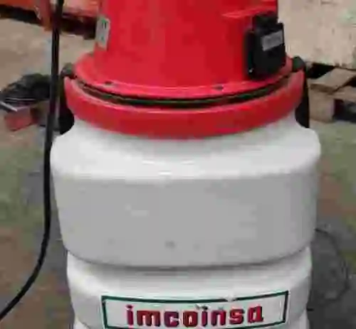 4. Aspiradora industrial  IMCOINSA 2R 4