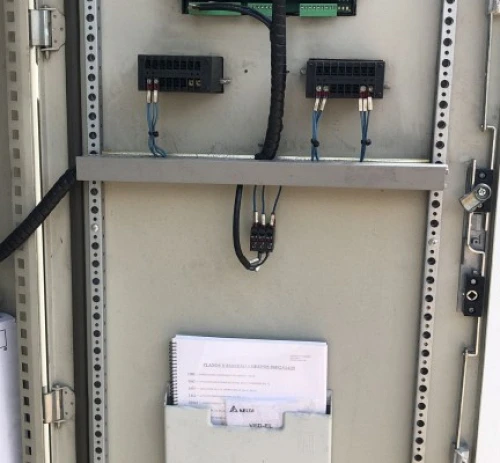 20. GENERADOR EMU-1500 CON CONTENEDOR INSONORIZADO