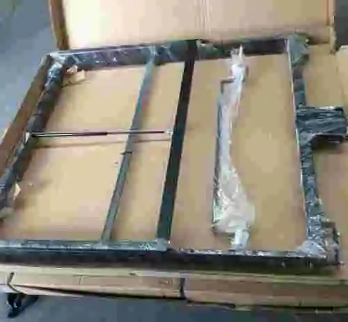 9. Soporte Universal movil para pizarra digital con brazo para proyector.