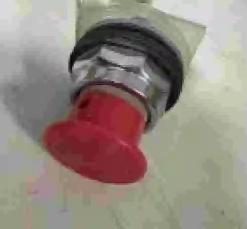 2. Pulsador rojo TELEMECANIQUE 9001KR24BH13