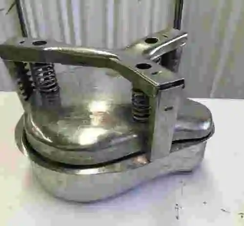 1. Molde Inox con tapa modelo jamon york