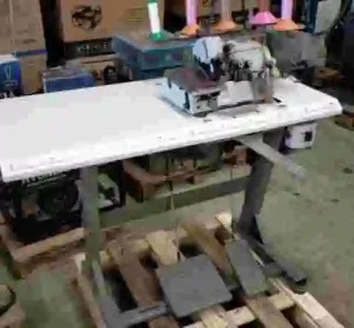 1. Máquina de coser BROTHER MA4-B551-065-5