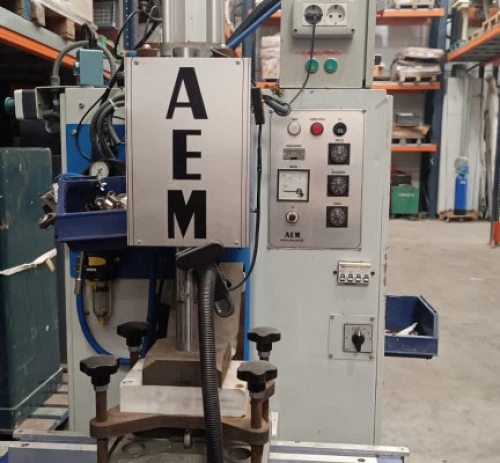 2. Soldadora de alta frecuencia AEM SMX 7-2000