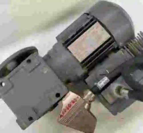 3. SEW Eurodrive WAF30 DT71D4 / MM03 / BW1/ KPF6 Servo-Getriebemotor Servomotor