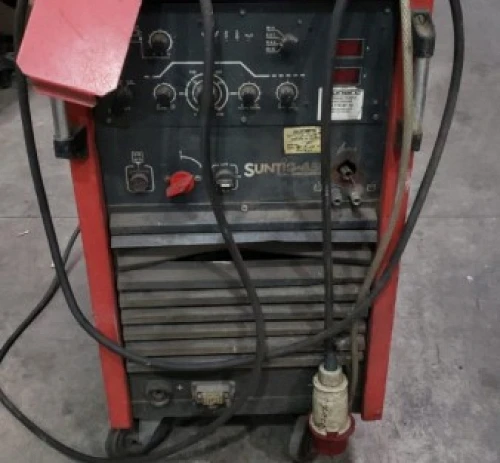 1. Equipo de soldar SUNARC S.A SUNTIG.450