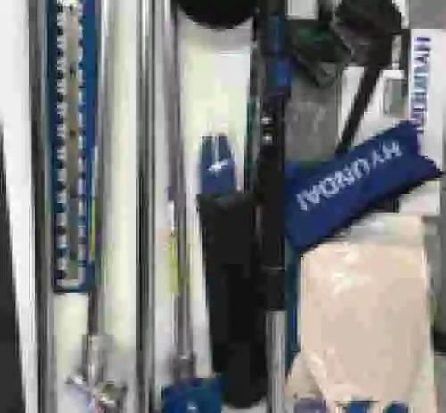 5. DESBROZADORA KIT MULTINFUNCION 5 EN 1 HYUNDAI HYMT5080