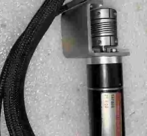 1. MAXOM MOTOR 147586
