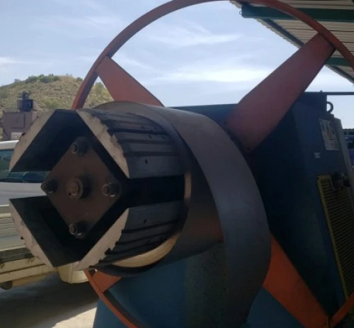 9. Devanador de chapa con mesa de carga PIEMME