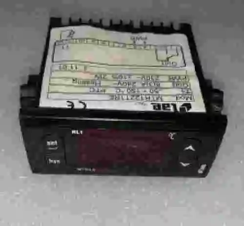 3. TERMOSTATO ENFSRIADOR LAE MTR12