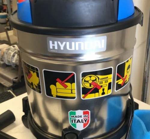 5. ASPIRADOR DE POLVO Y LIQUIDOS HYUNDAI HYV120