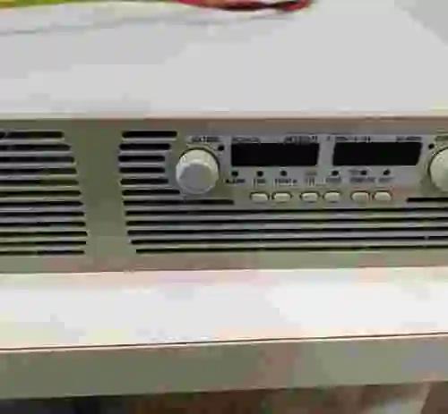2. Fuente de alimentación TDK-LAMBDA GEN3300W