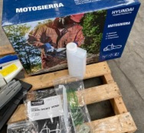 3. Nueva motosierra Hyundai HYC4216