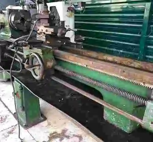 6. Torno paralelo NODO 1,5 metros entrepuntos